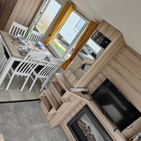 J6 Static Caravan, Fairway Holiday Park 桑当 外观 照片